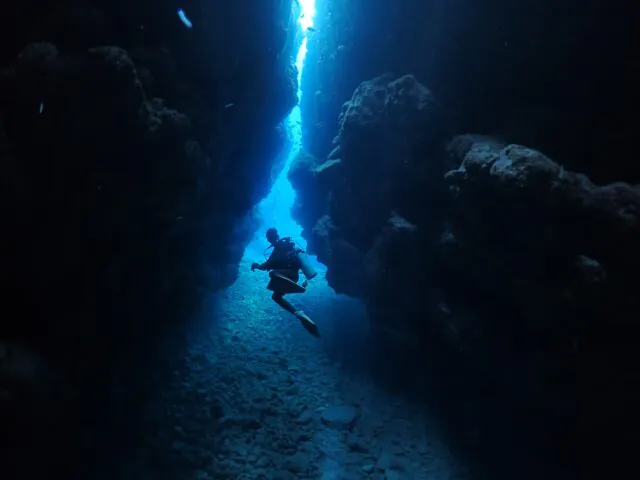 与那国の海に眠る海底遺跡とは？