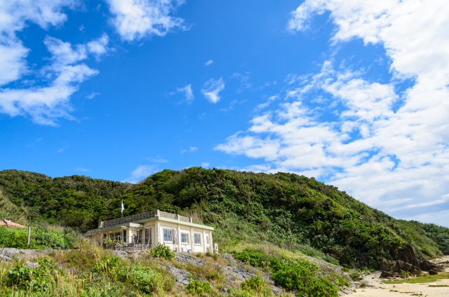 ★夏の特別SALE【与那国島/約3時間】初めての与那国島におすすめ☆島ガイドと行く「Dr.コトー診療所」ロケ地を巡る観光スポット周遊ツアー《送迎付き＆写真無料》（No.6）