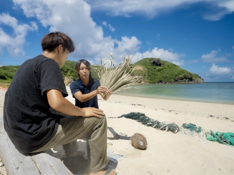 【与那国島/3時間】与那国島文化を体感！ガイドの与那国島解説とクバ民具づくりで学ぶ文化体験ツアー★《ガイド同行・送迎付き》（No.15）